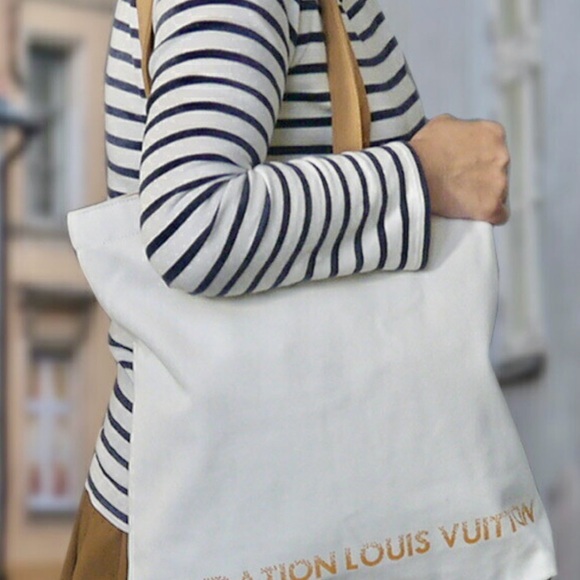 Louis Vuitton Limited Edition Fondation Tote Bag in Cream and Tan - Picture 5 of 16